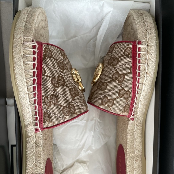 ❌SOLD ❌ GG canvas espadrille - Picture 3 of 7